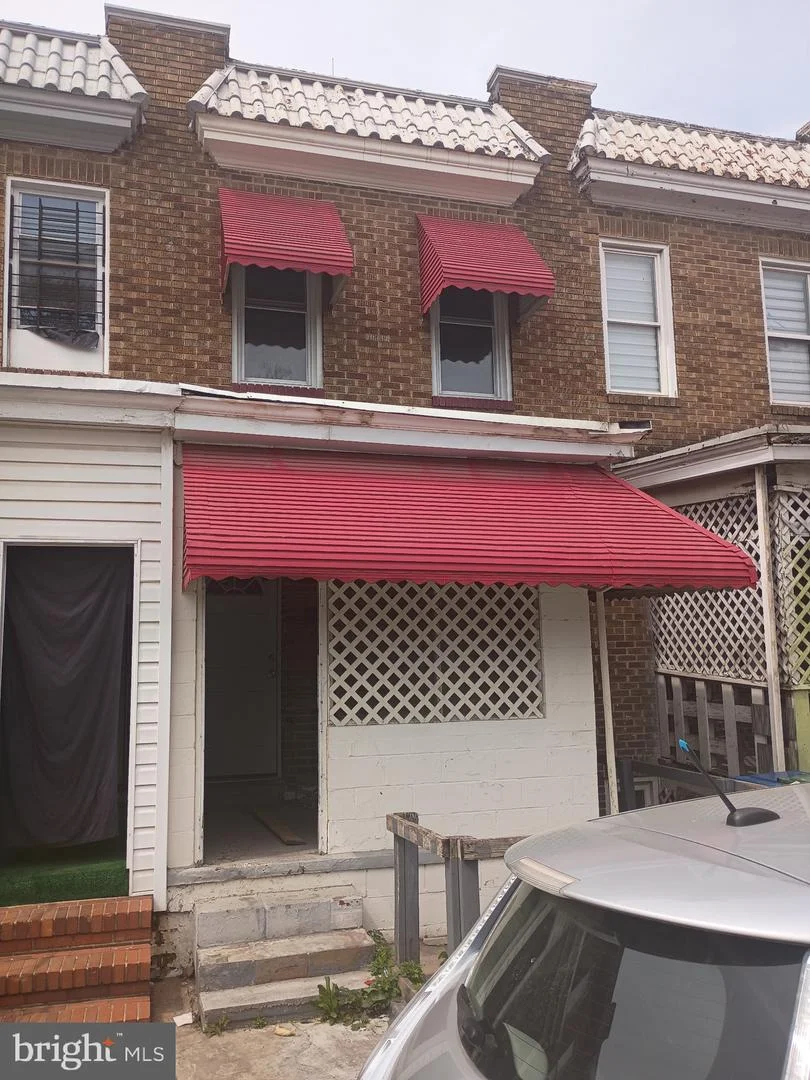 504 E Lynn Avenue