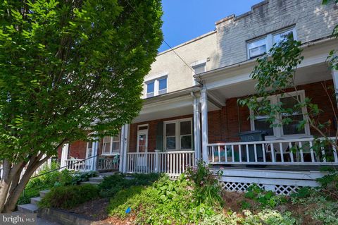 Townhouse in Lancaster PA 655 Pine STREET.jpg