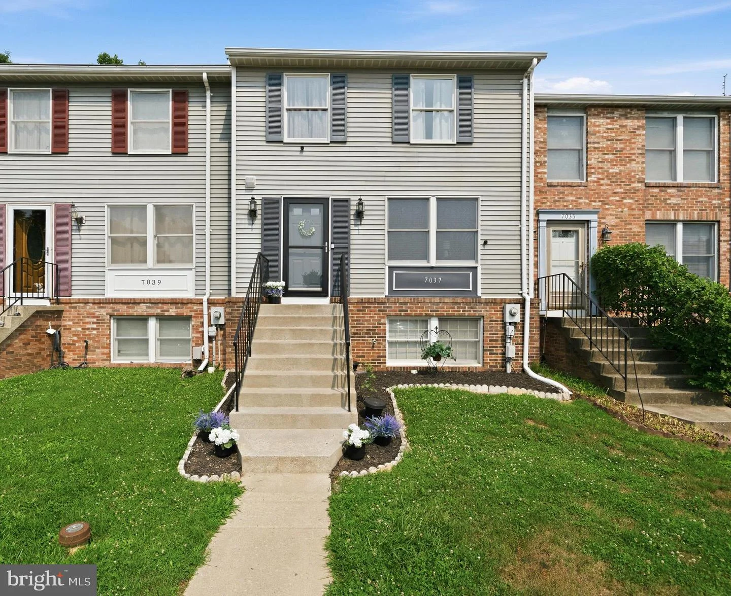 7037 Hames Court