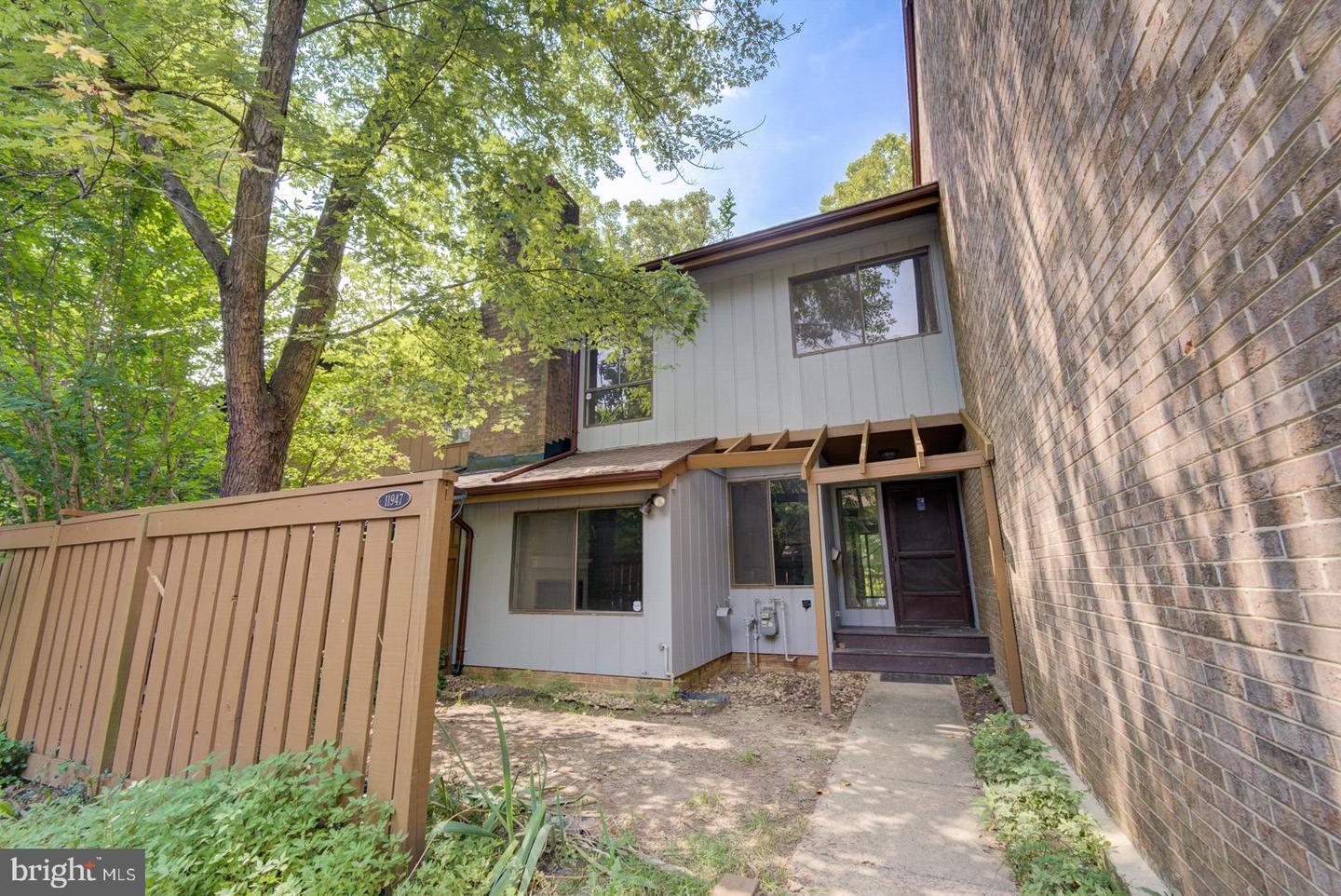 Photo 1 of 28 of 11947 Escalante Ct townhome