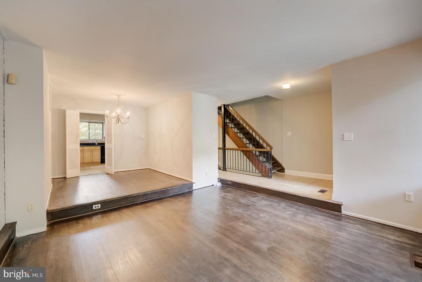 Photo 5 of 28 of 11947 Escalante Ct townhome