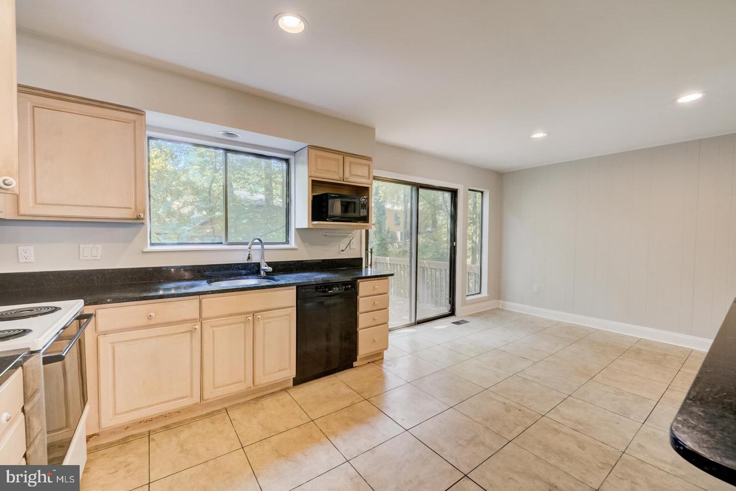 Photo 2 of 28 of 11947 Escalante Ct townhome