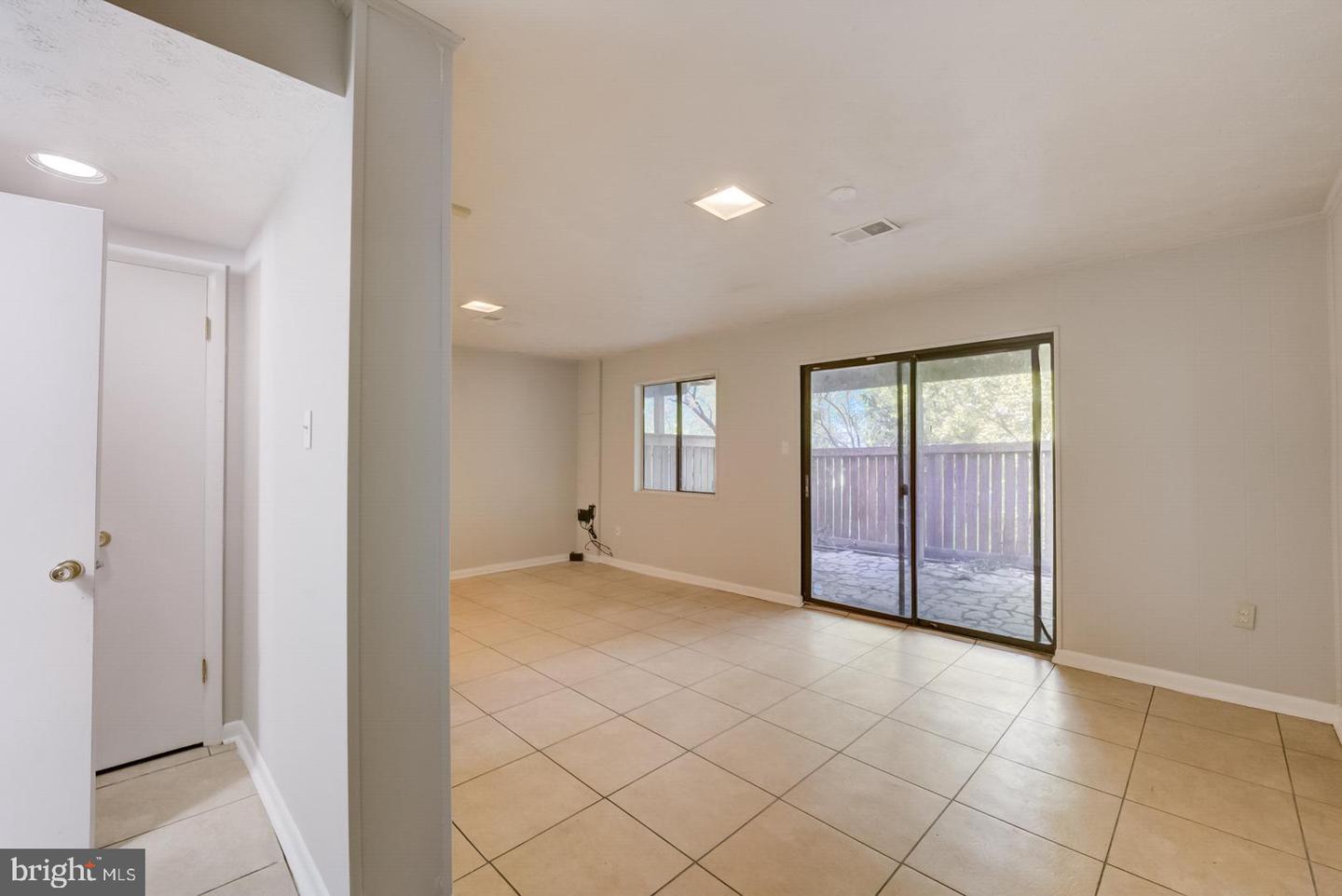 Photo 15 of 28 of 11947 Escalante Ct townhome
