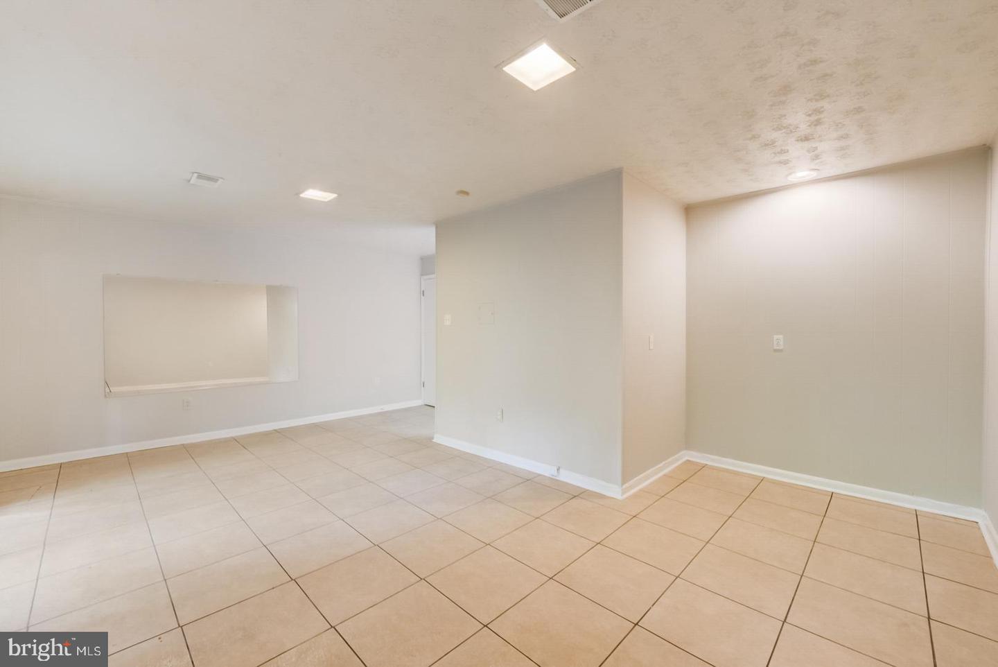 Photo 17 of 28 of 11947 Escalante Ct townhome