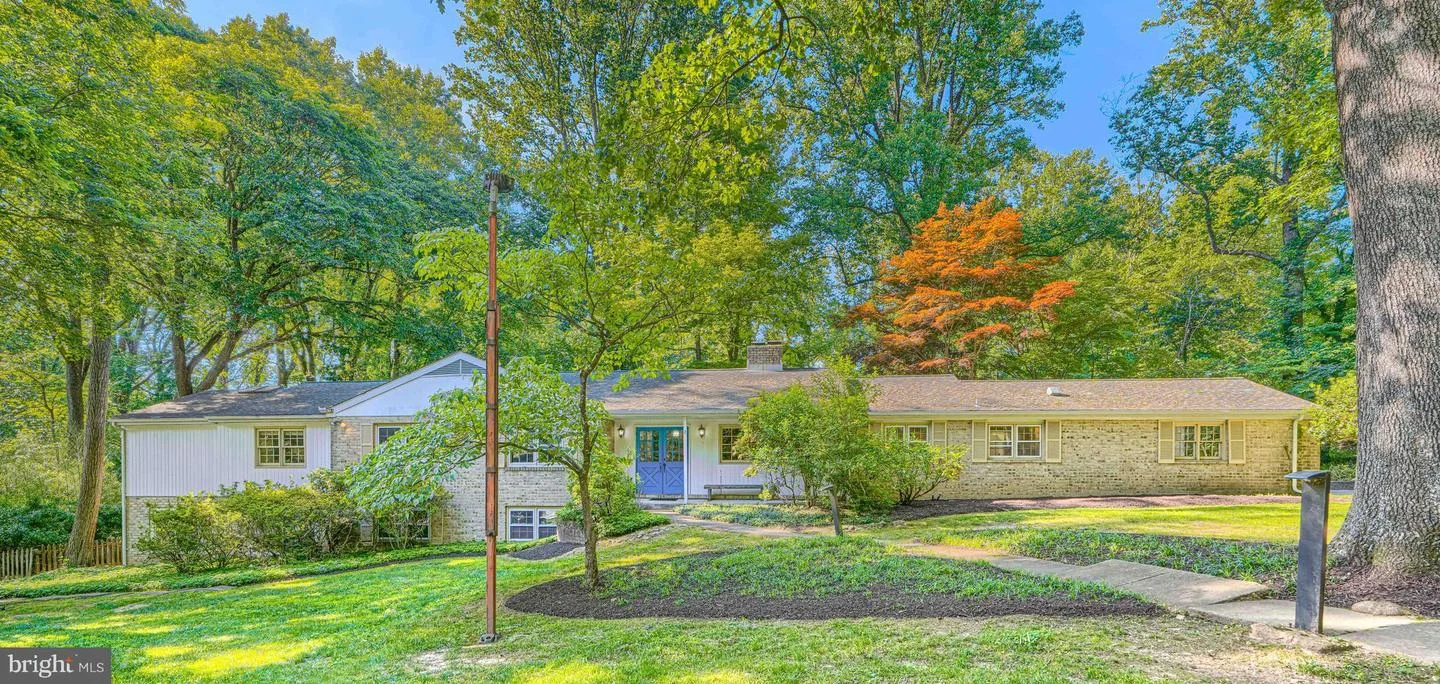 2 Kenmont Court