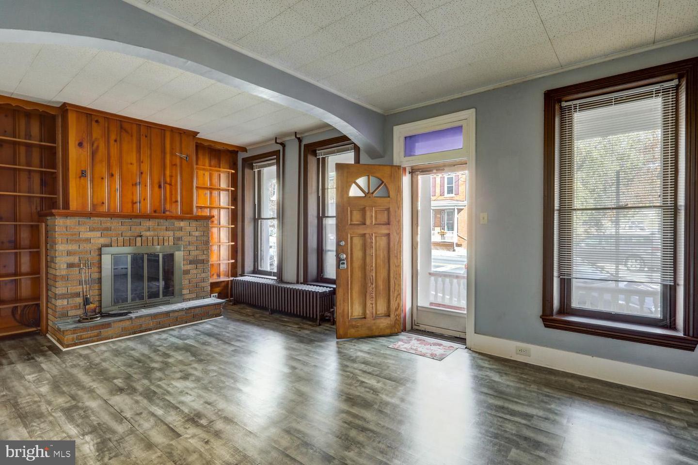 Listing image 4