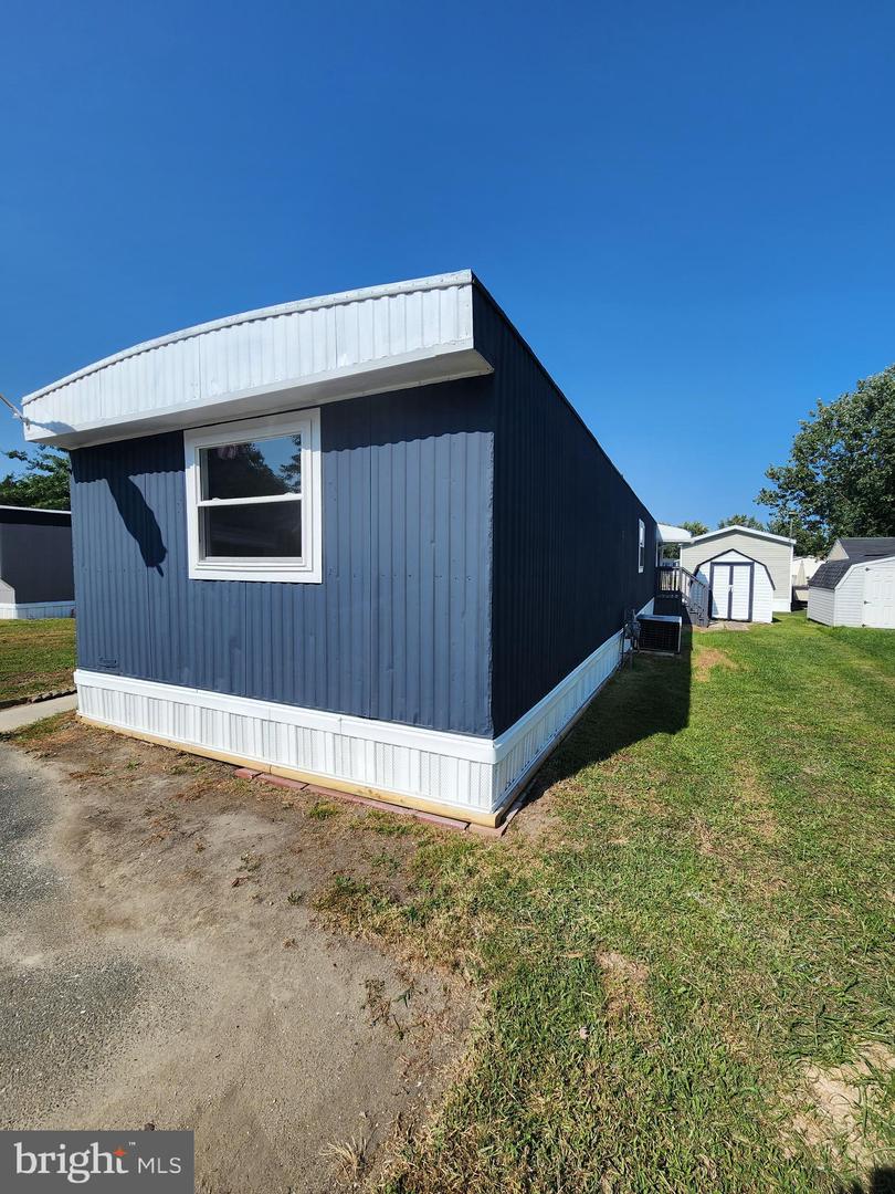 Photo 2 of 11 of 318 Arizona Ave mobile home