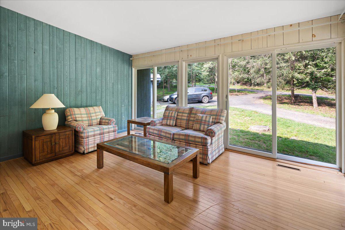 Photo 15 of 52 of 263 Dutchtown Zion Rd house
