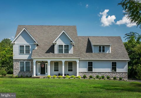 Single Family Residence in Media PA 552 Old Forge ROAD.jpg