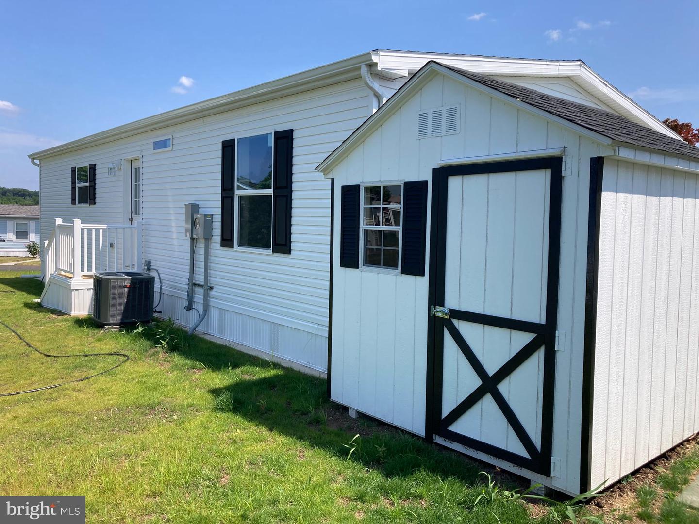 Photo 3 of 17 of 183 Winding Brook Run mobile home