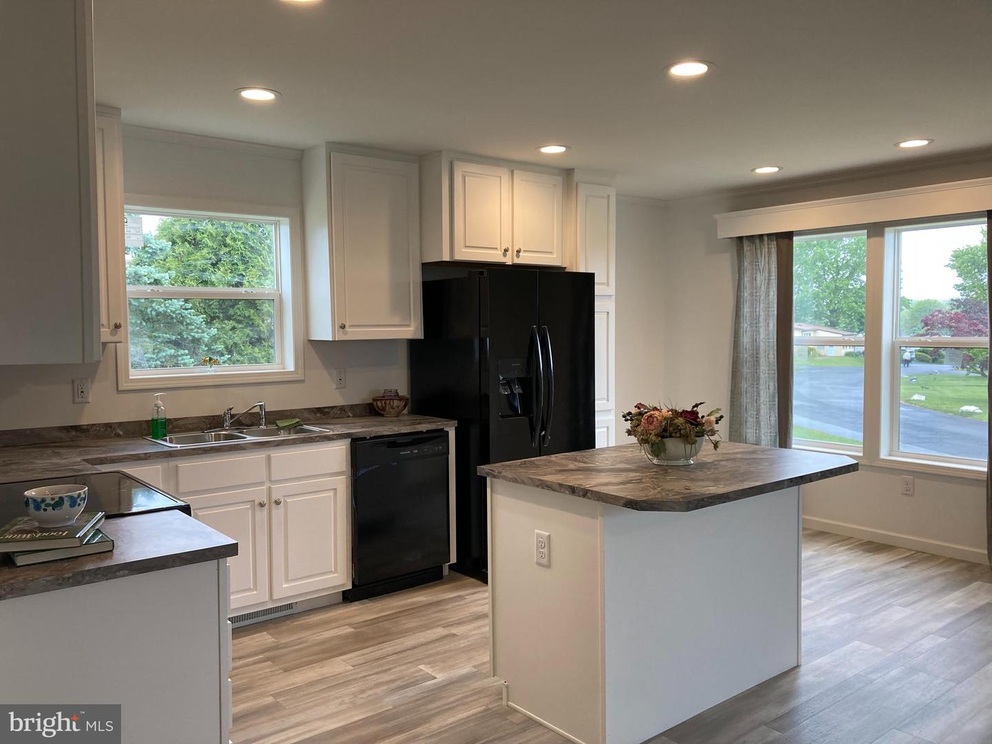 Photo 6 of 17 of 183 Winding Brook Run mobile home