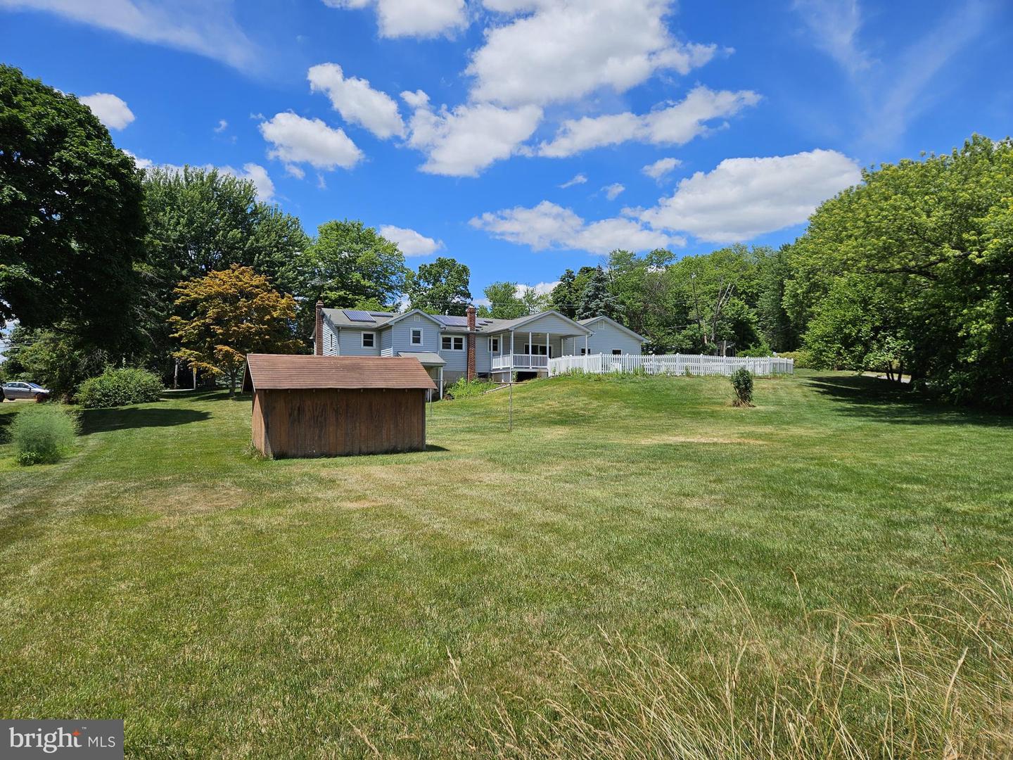 Photo 50 of 59 of 2501 Sykesville Rd house