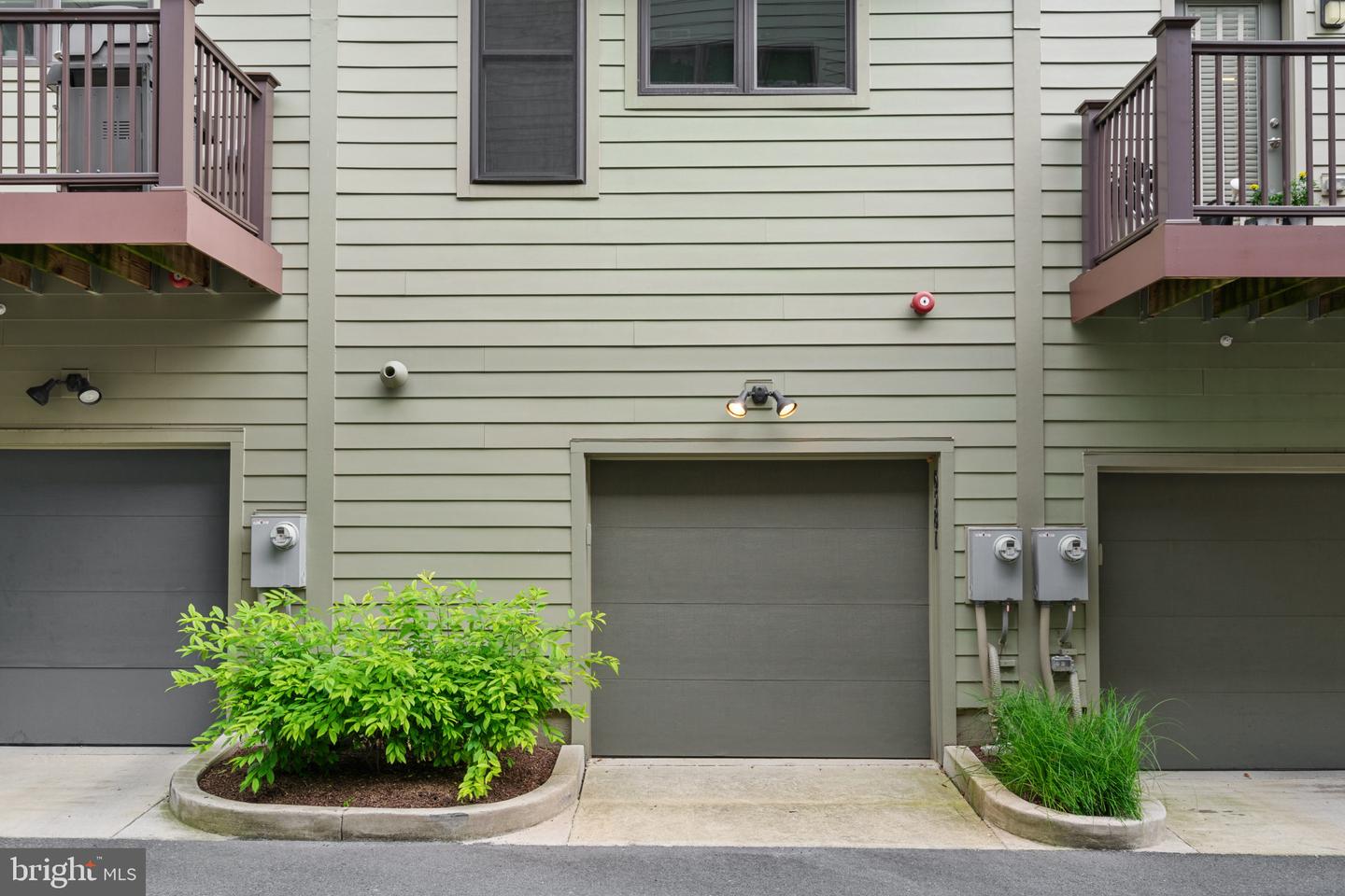 Photo 47 of 54 of 6581 Rock Spring Dr townhome