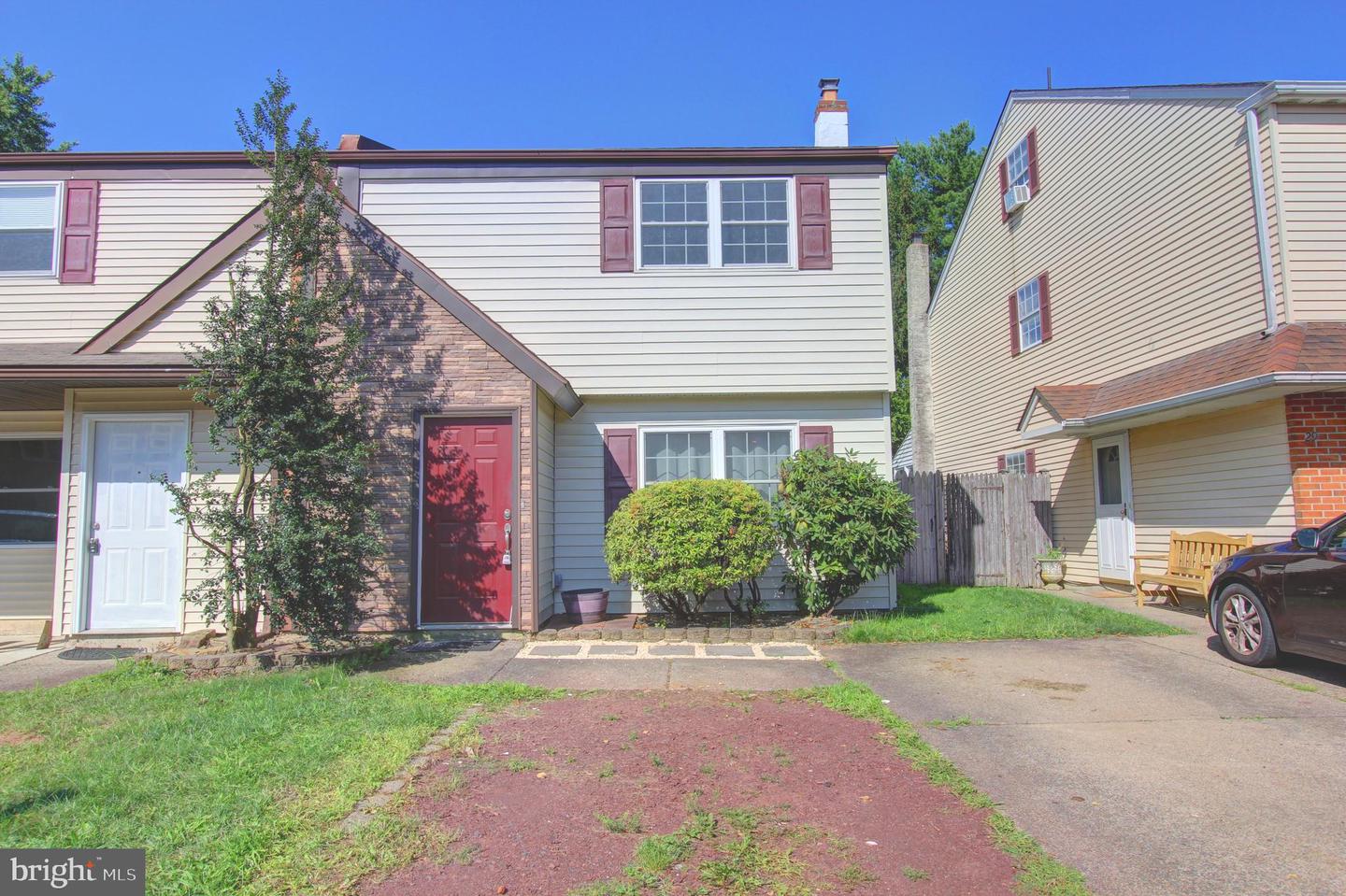 View Quakertown, PA 18951 multi-family property