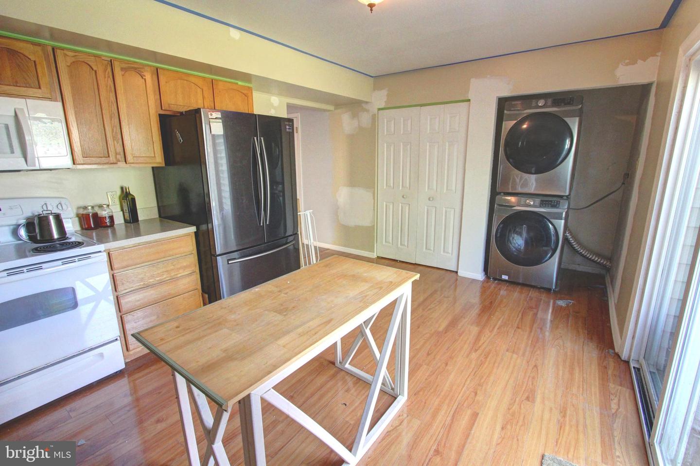 Photo 11 of 21 of 27 Braithwaite Ln multi-family property