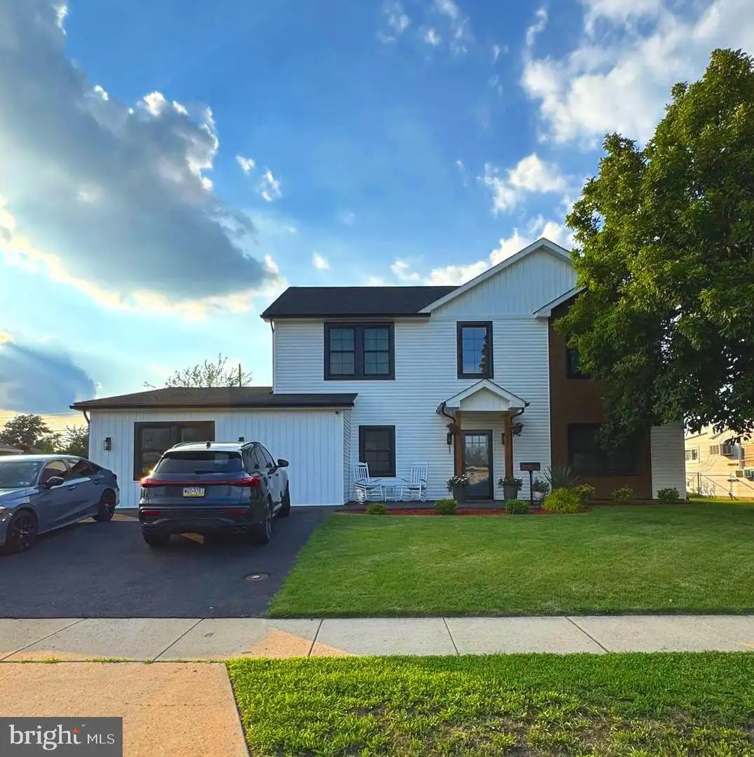 57 Evergreen Lane, Levittown, PA, 19054