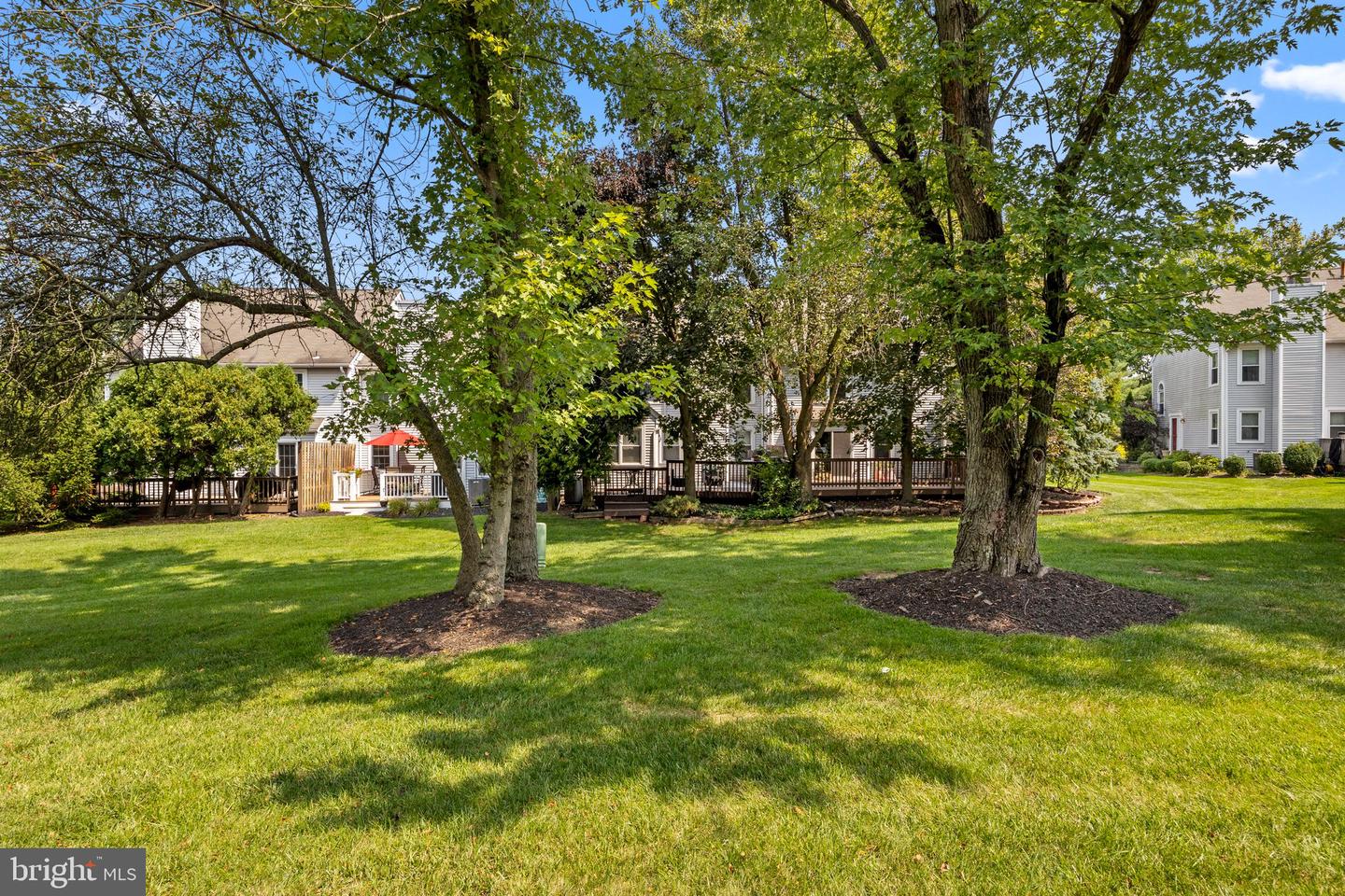 Photo 26 of 27 of 33 Cadwalader Ct townhome