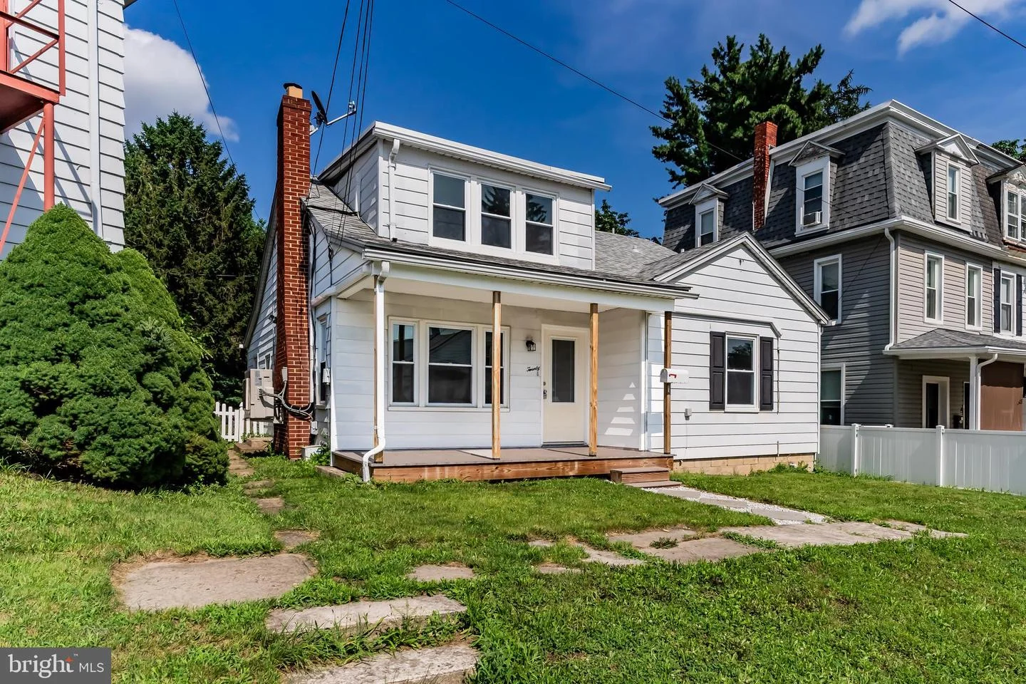 20 Laurel Street