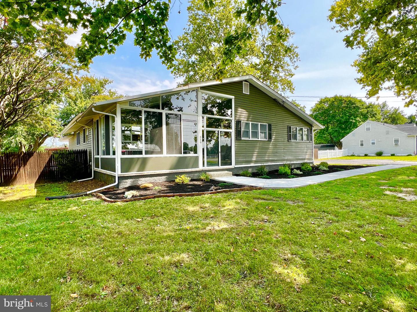 View Thorofare, NJ 08086 house
