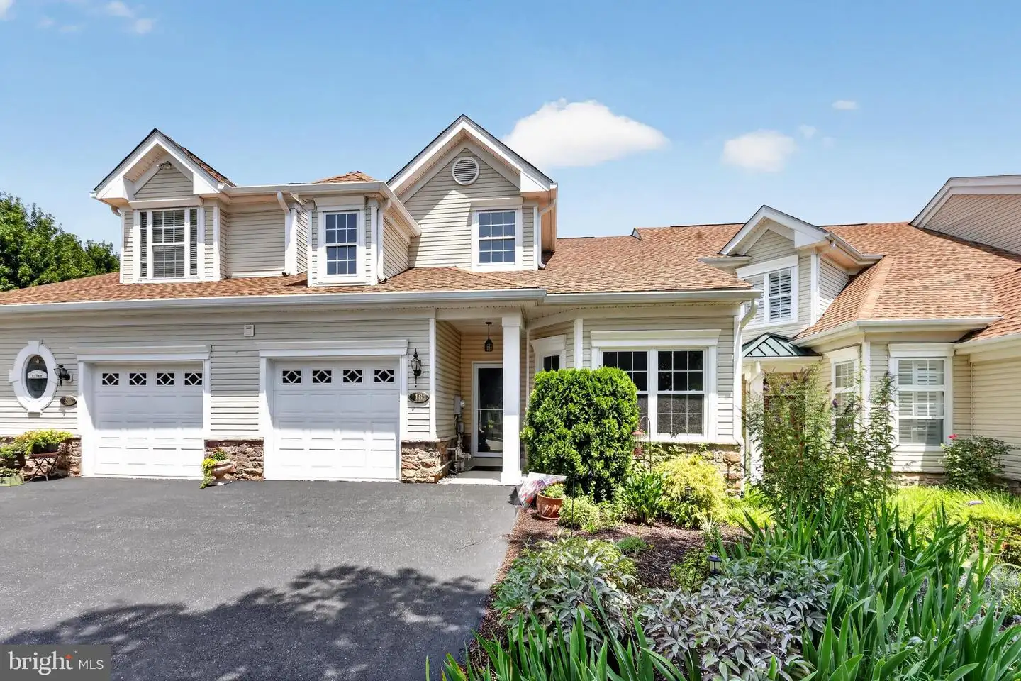 18 Dresner Circle, Upper Chichester, PA, 19061