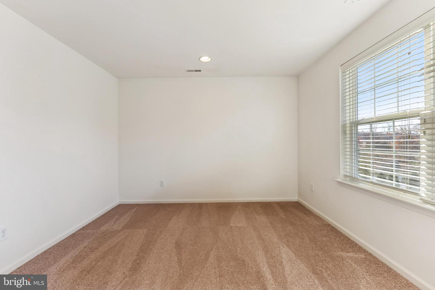 152 Field Loop, Glassboro, New Jersey image 32