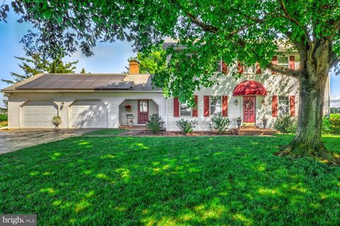 Single Family Residence in Lancaster PA 328 Donerville ROAD.jpg