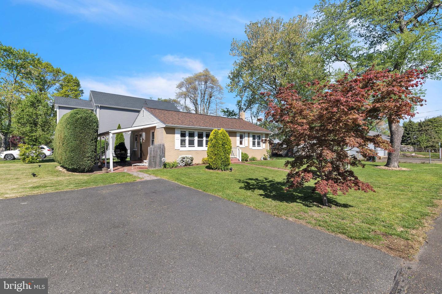 Listing image 6