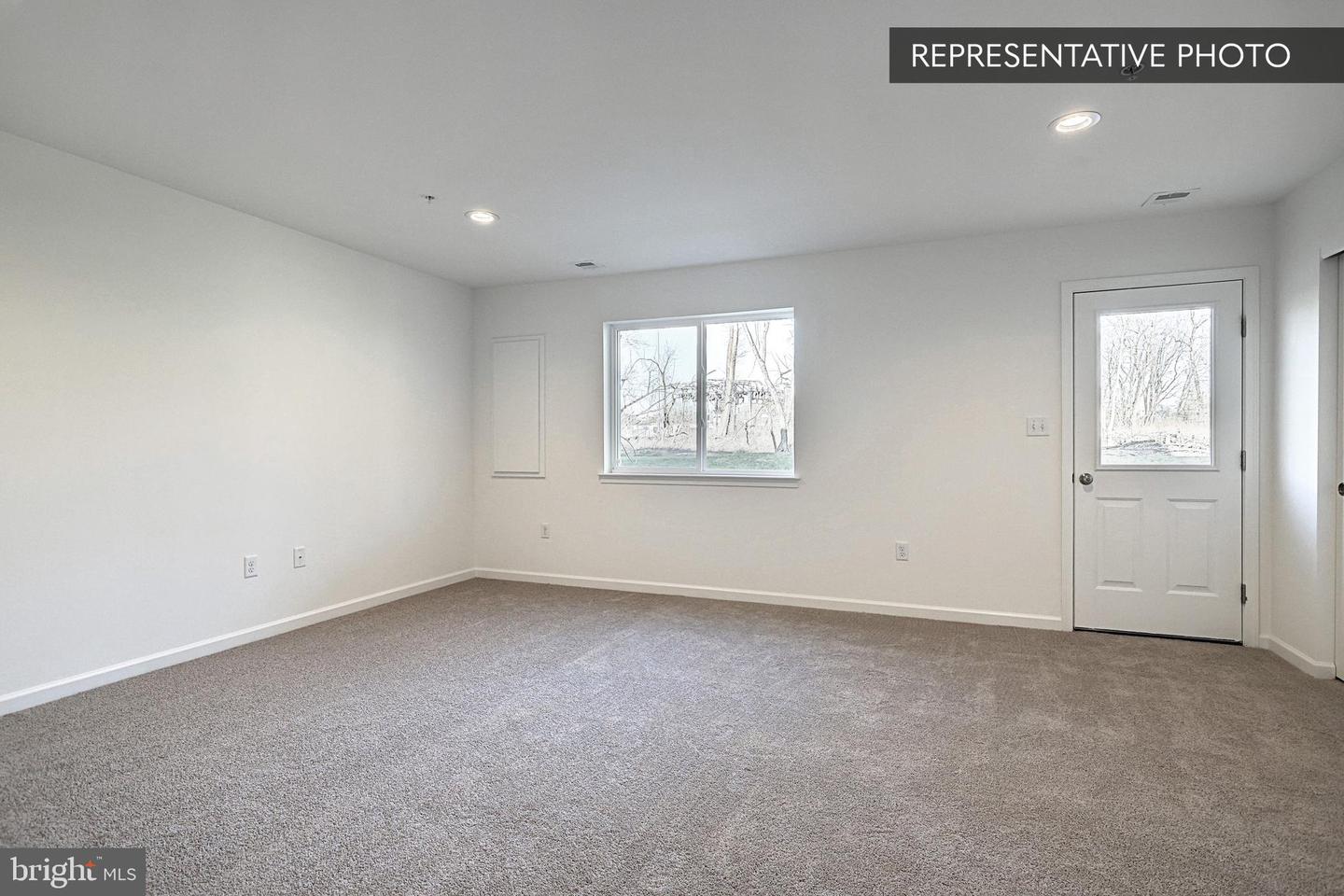 Photo 5 of 35 of 107 Adeline Ct #Lot 98 townhome