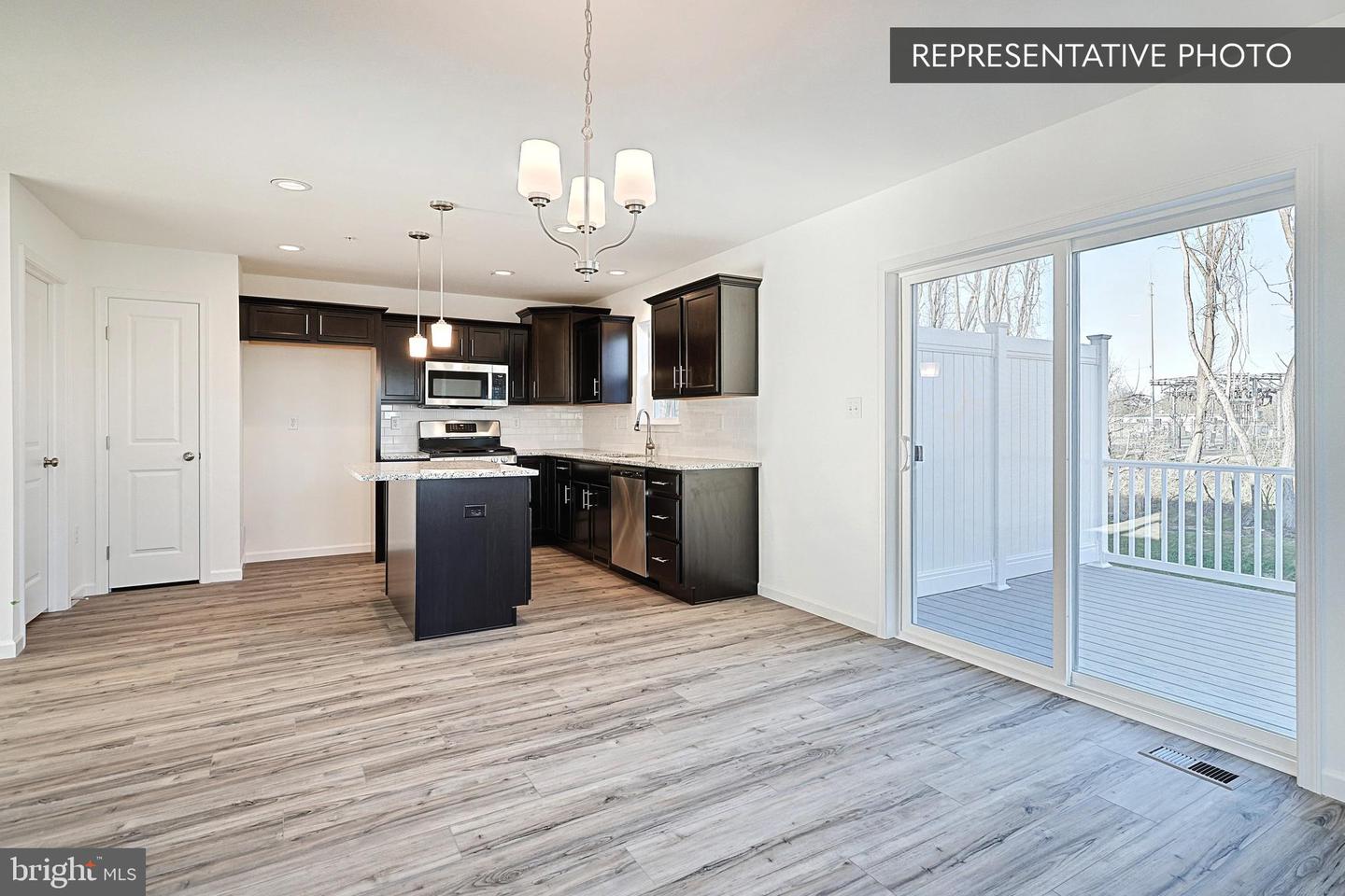 Photo 14 of 35 of 107 Adeline Ct #Lot 98 townhome