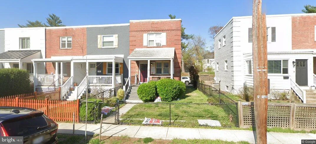 3039 Manning St