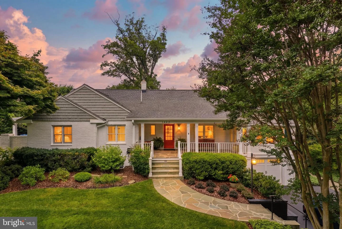 1622 Forest Lane