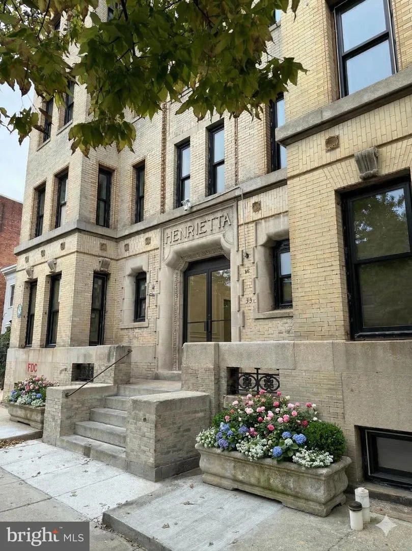 933 N Street NW Unit 202