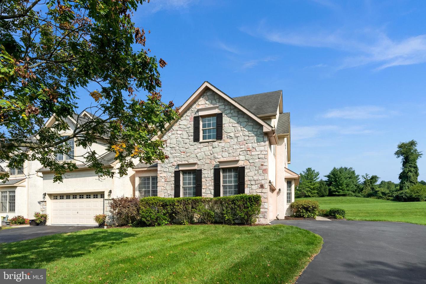 View Exton, PA 19341 townhome