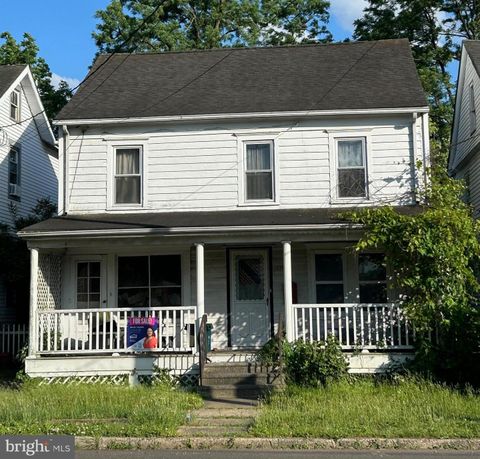 Single Family Residence in Hamilton NJ 135 State Highway 156.jpg