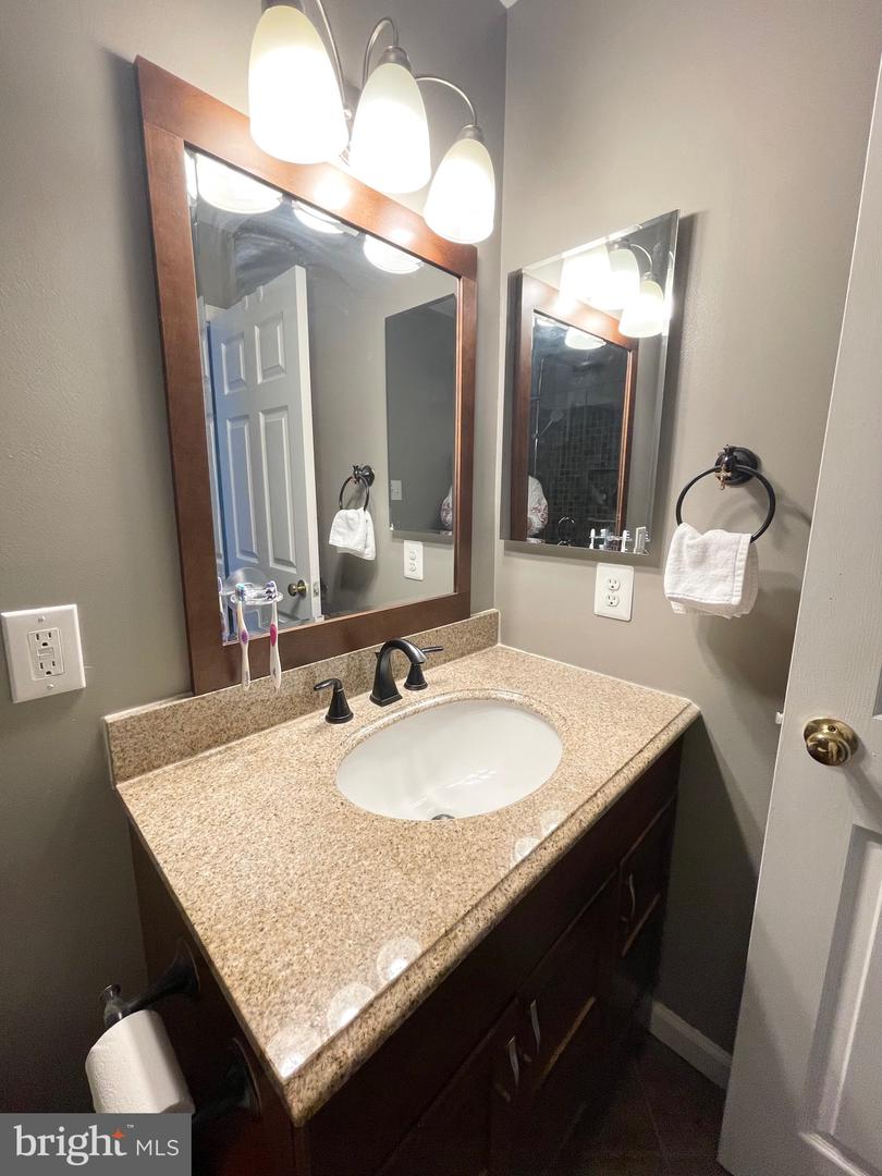 Photo 36 of 53 of 14536 Macbeth Dr townhome