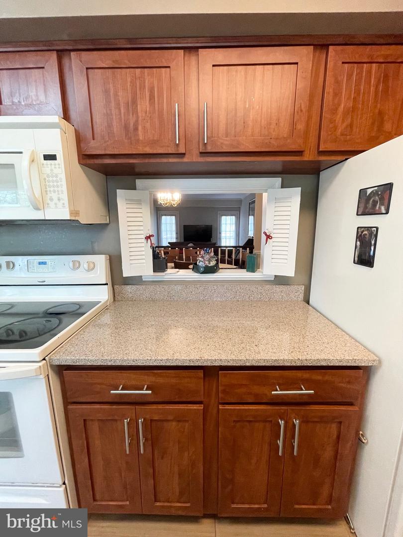 Photo 19 of 53 of 14536 Macbeth Dr townhome