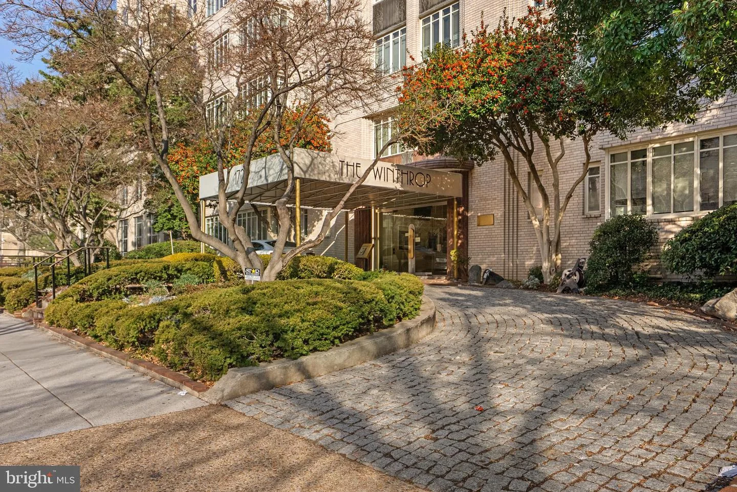 1727 Massachusetts Avenue NW Unit 502