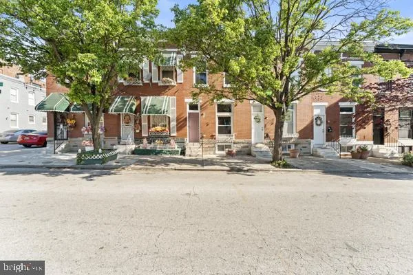 2528 Ashland Avenue