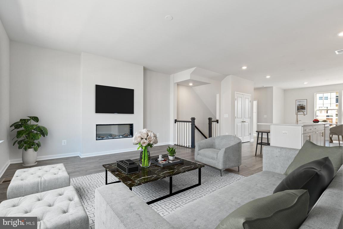 Photo 2 of 9 of 710 Sawback Sq NE townhome
