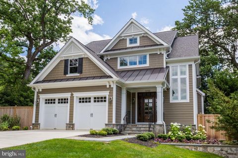 5700 Tanglewood Dr Bethesda MD 20817