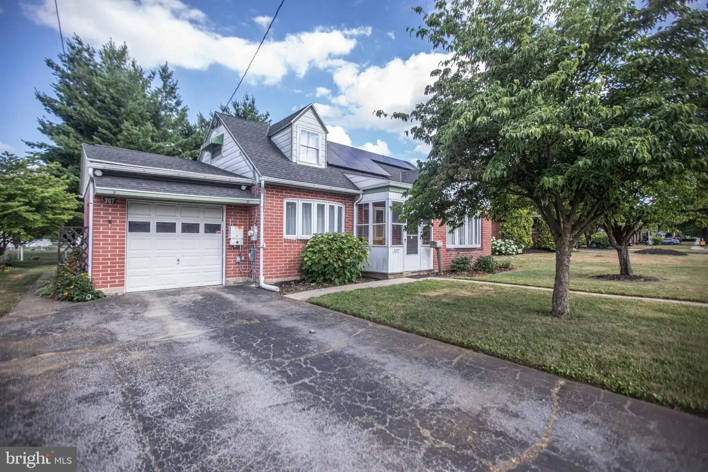 207 N Linden Street, Robesonia, PA, 19551