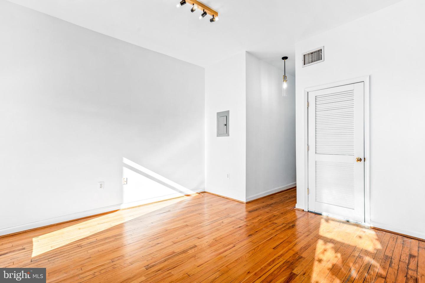 310 M Street #4, Washington, District of Columbia image 9