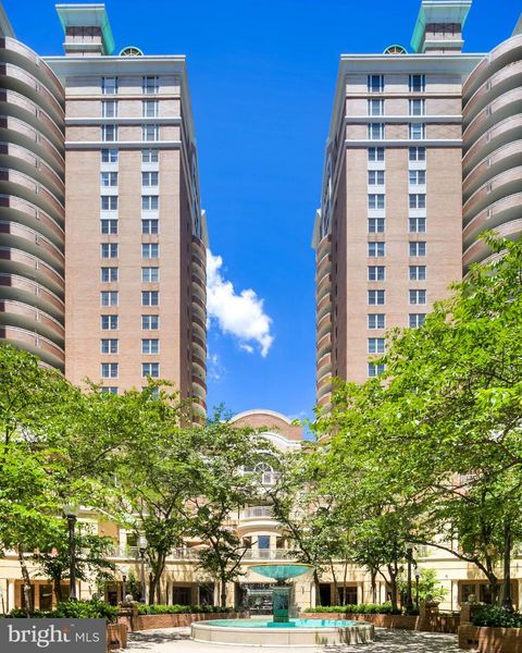 Condominium in Arlington VA 900 Taylor STREET 6.jpg