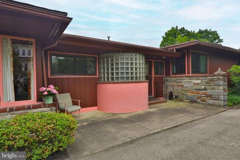 A home in Elkins Park