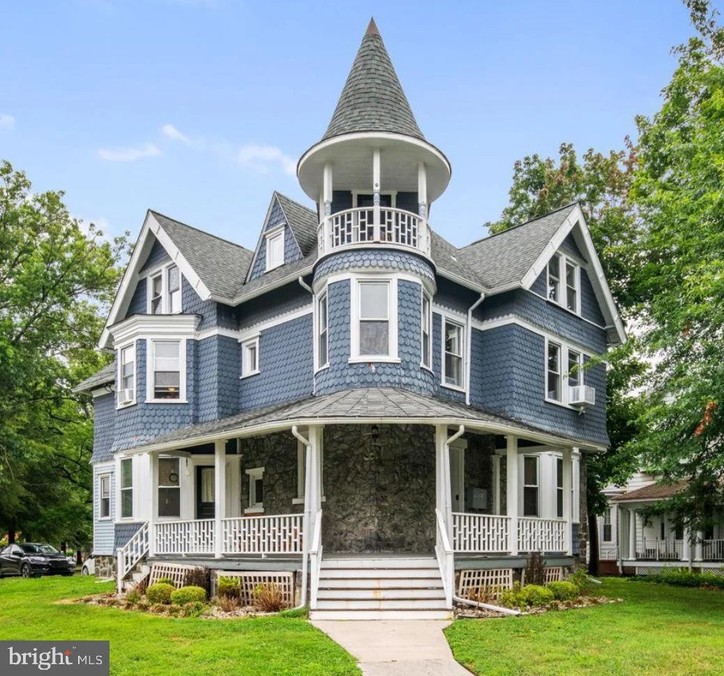 315 N Swarthmore Avenue