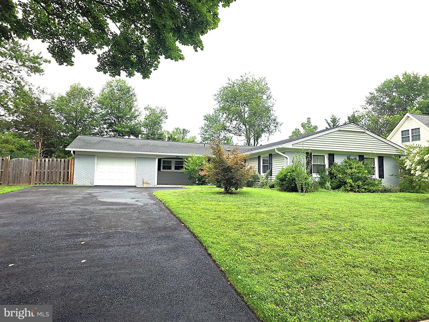 4216 Plaza Lane, Fairfax, VA, 22033