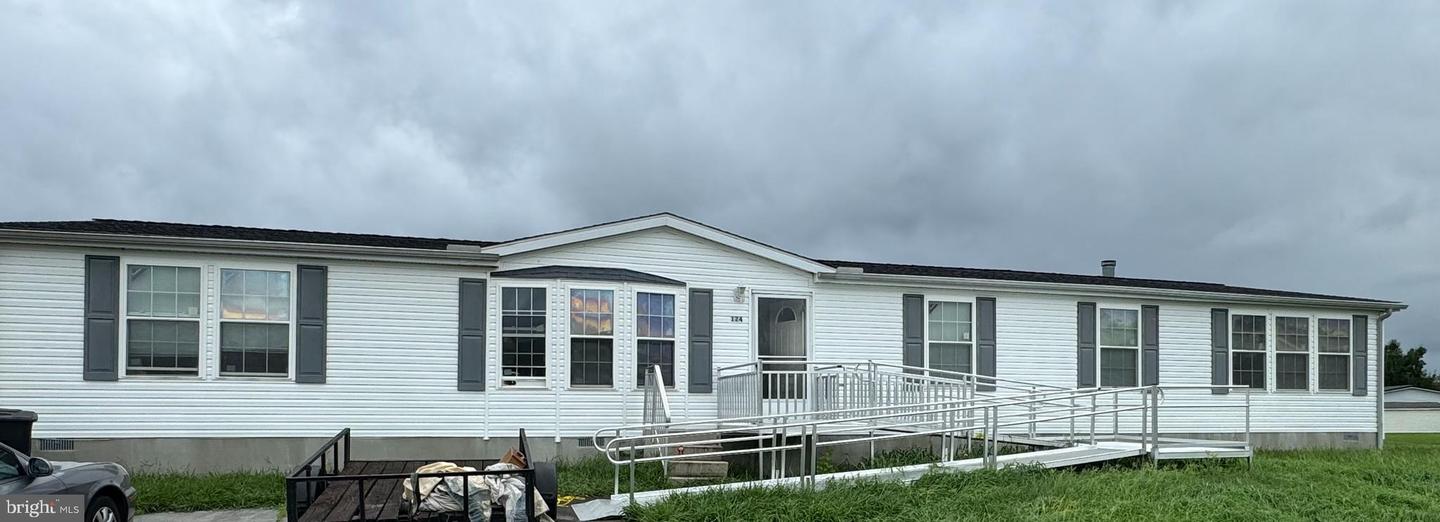 Photo 1 of 1 of 124 Susan Pl mobile home