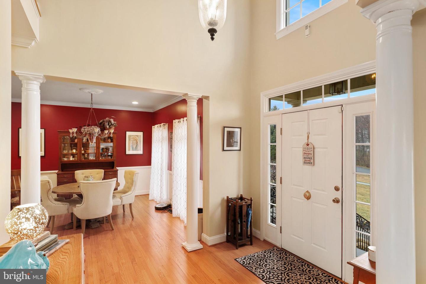Photo 6 of 51 of 11920 Clayton Ct house