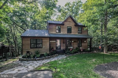 Single Family Residence in Cross Junction VA 320 Overlook DRIVE.jpg