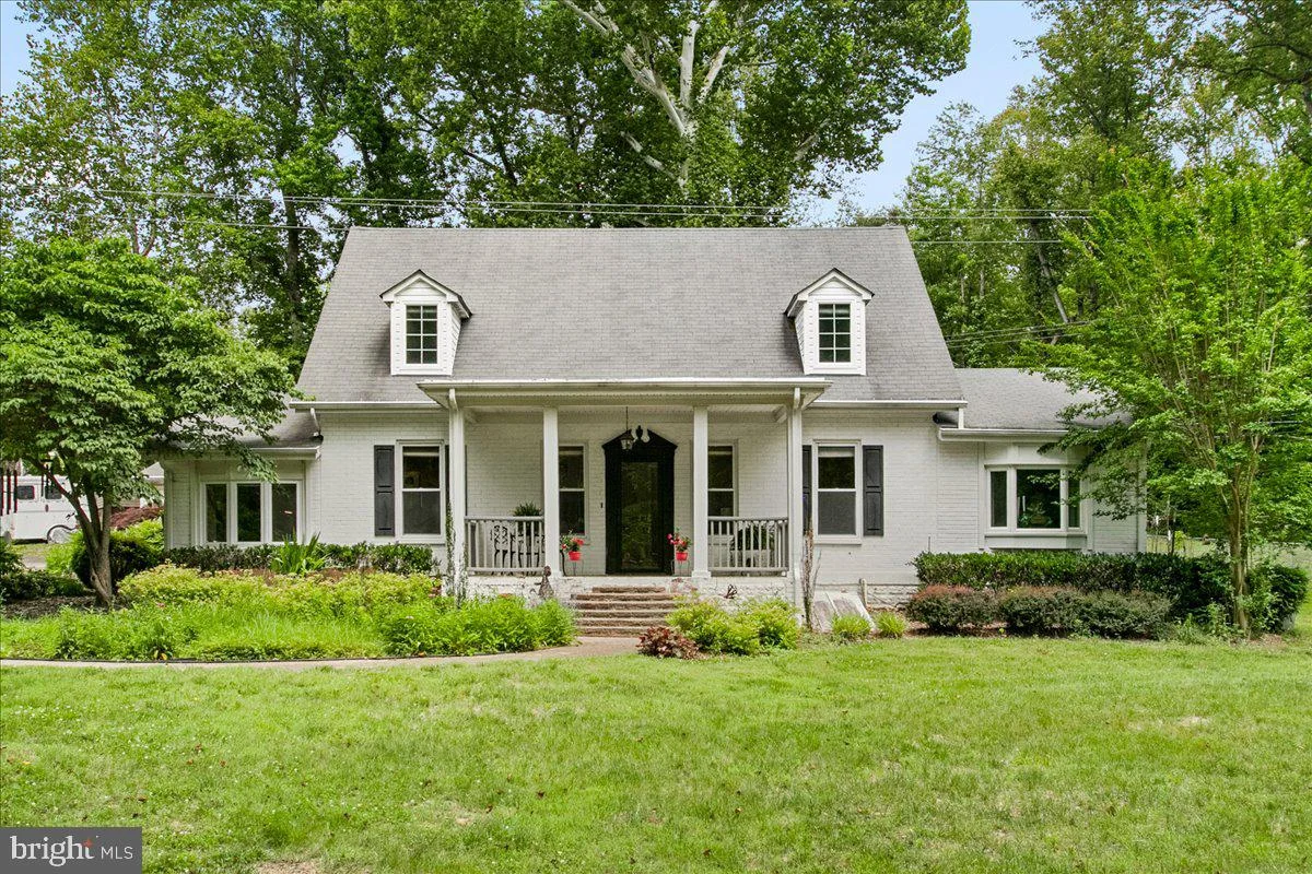 19266 Mockingbird Heights Road, Triangle, VA, 22172